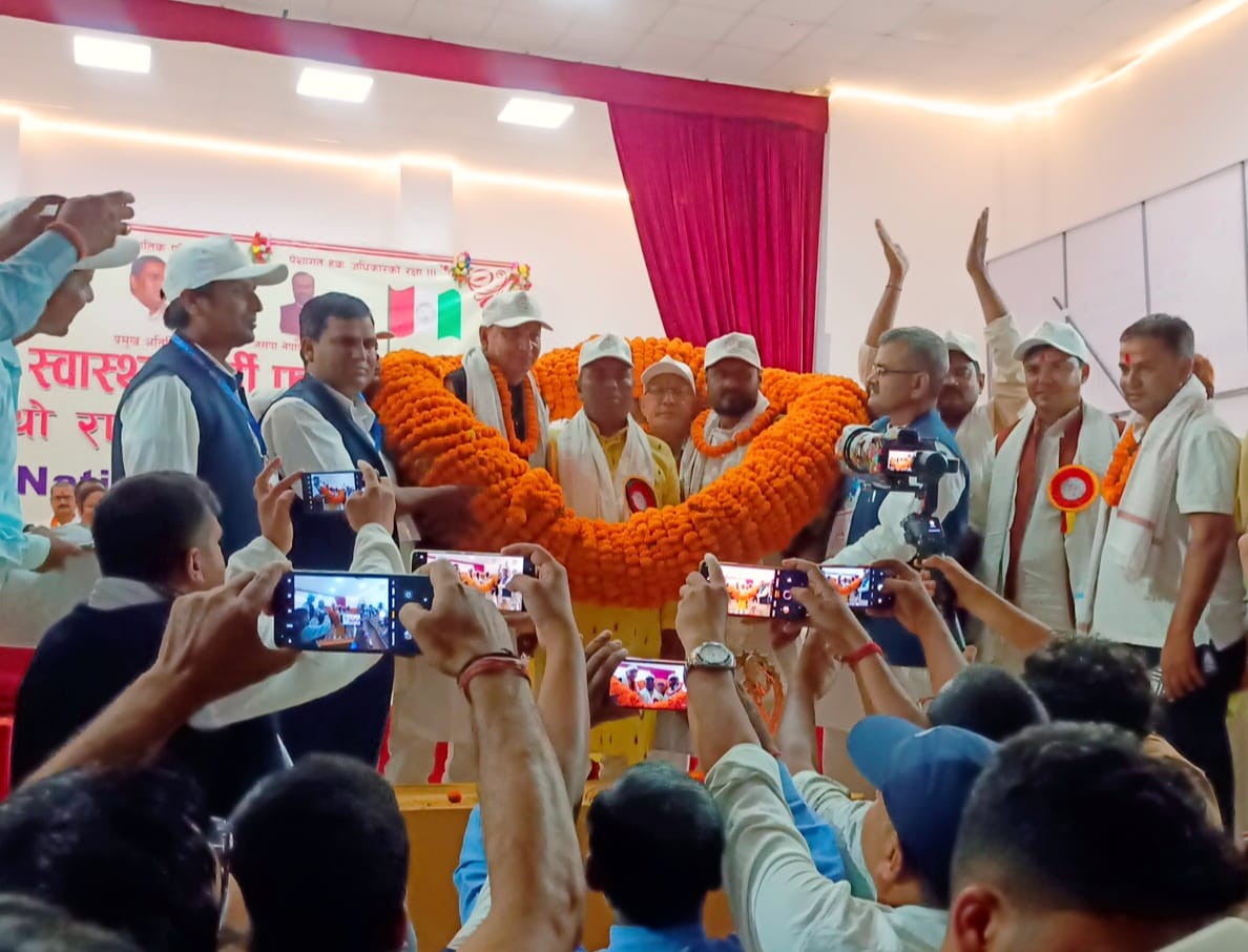 अतृप्त आत्मा र स्वार्थीहरूको झुण्डलाई प्रयोग गरेर पार्टी फुटाइयोः अध्यक्ष यादव